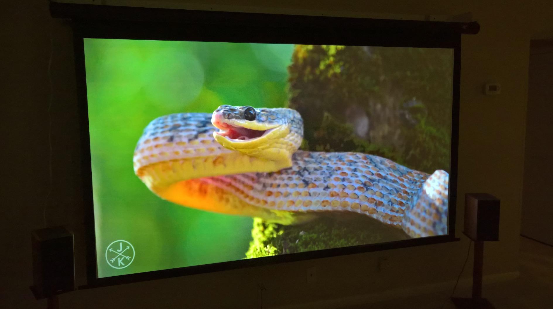 Elite Screens Spectrum 90