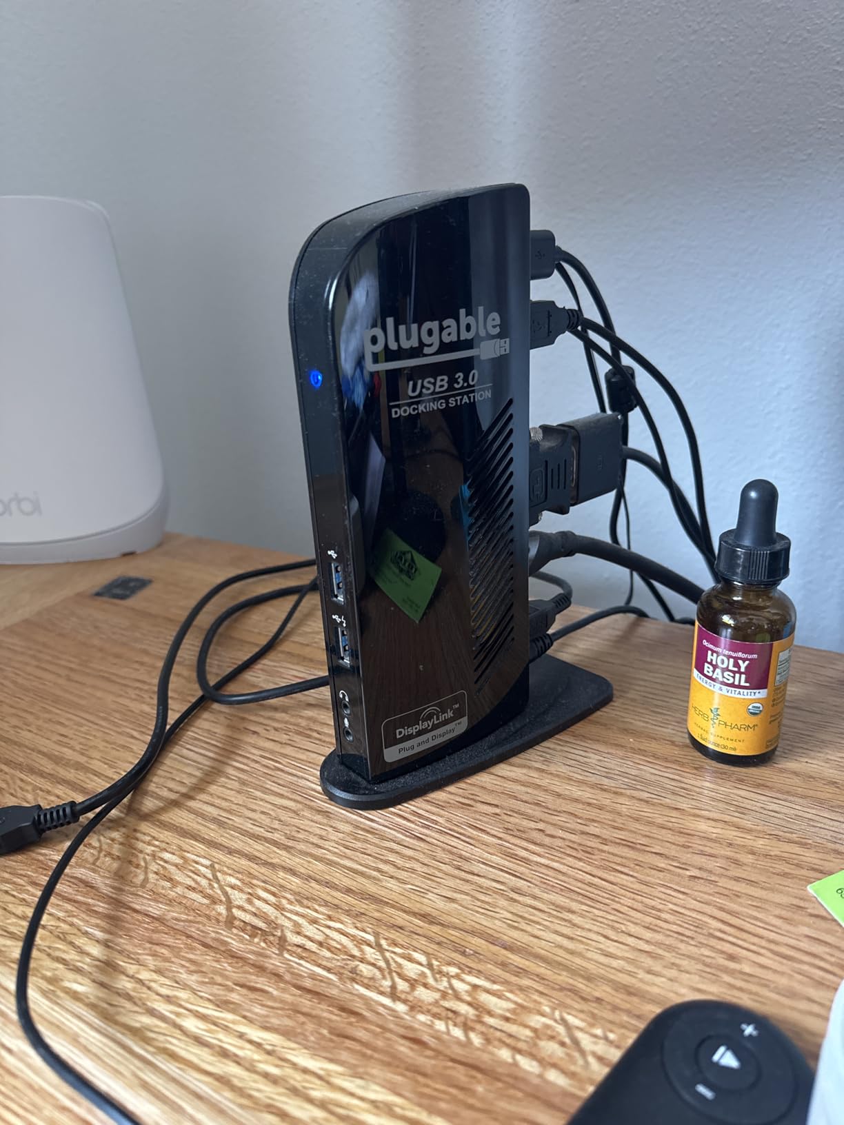 Plugable Universal Laptop Docking Station Dual HDMI Monitor for Windows and Mac (Driver Required), USB 3.0 or USB-C, 2X HDMI, Gigabit Ethernet, Audio, 6 USB Ports (UD-3900) customer photo 2