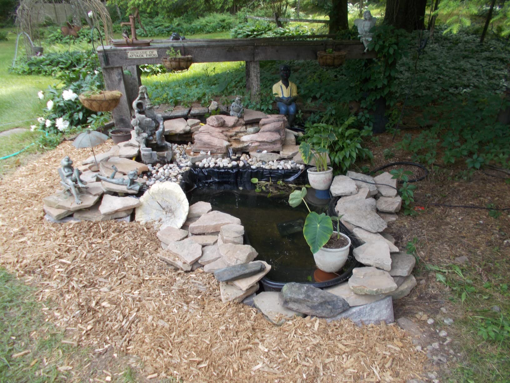 Beckett Corporation Flexible Pre-Cut PVC Liner - Ideal for Small Ponds, Koi Ponds, Water Gardens, and Fountains - 8 Foot x 10 Foot, Black, 8 Foot x 10 Foot Pond Liner - customer photo 2