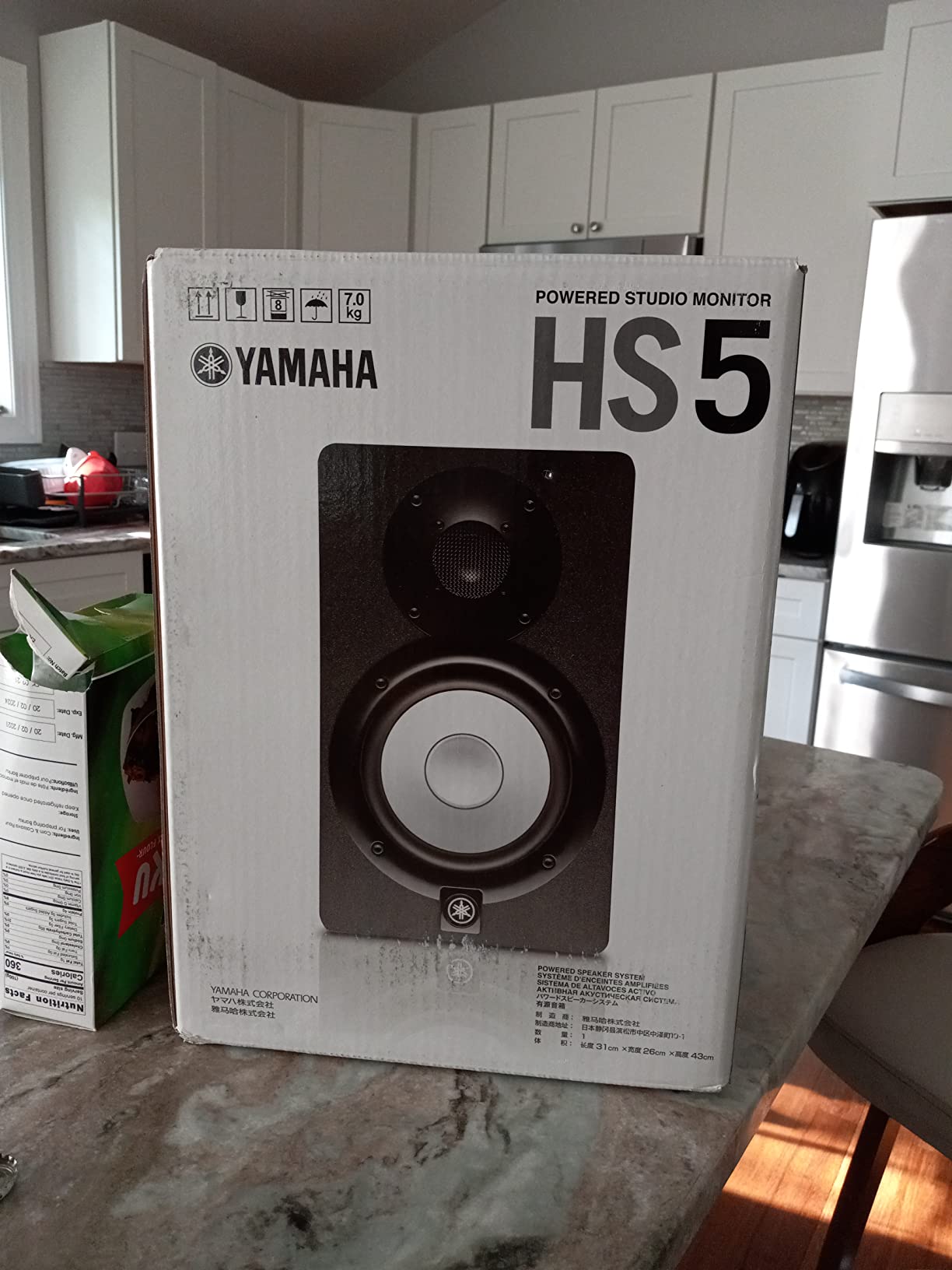 Yamaha HS5 Pair 2-Way bass-Reflex bi-Amplified nearfield Studio Monitors | 5 inch woofers customer photo 1