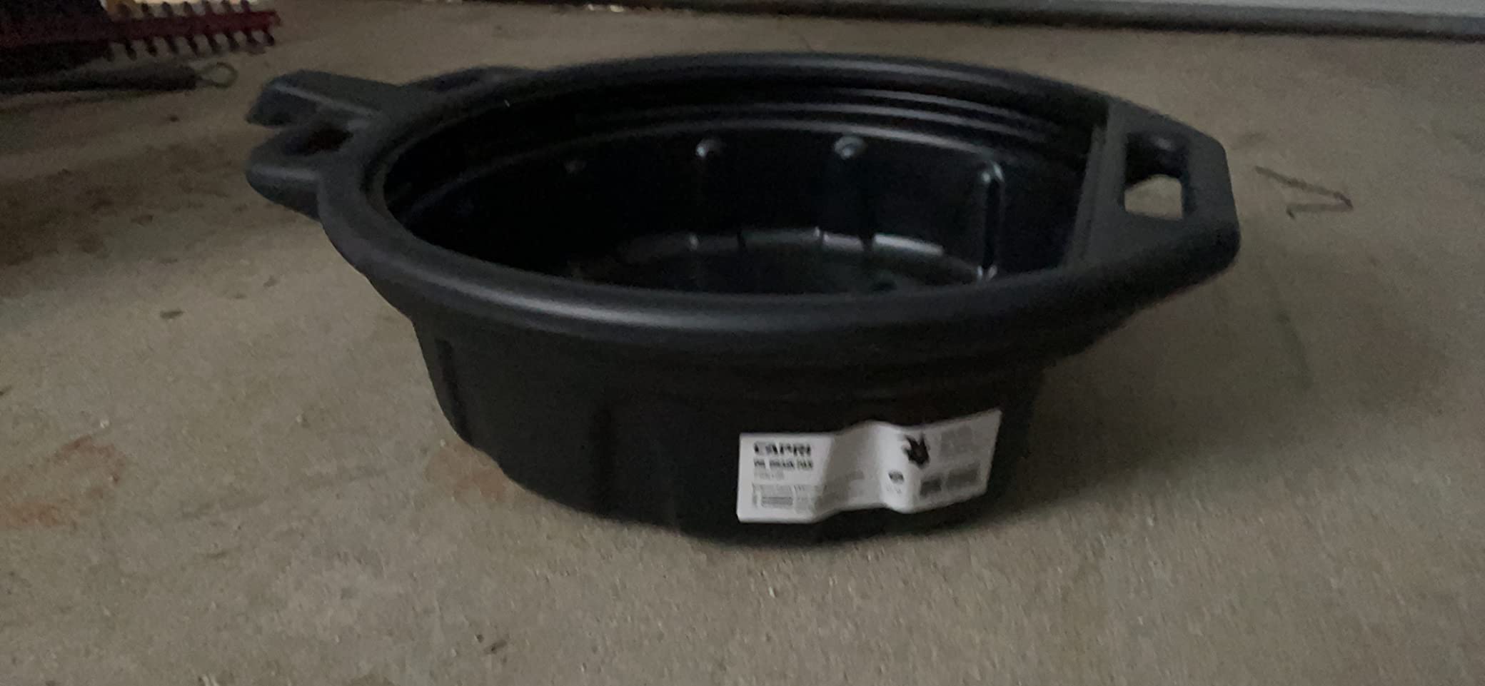 Capri Tools CP21024 Portable Oil Drain Pan, 2 gallon, Black customer photo 1