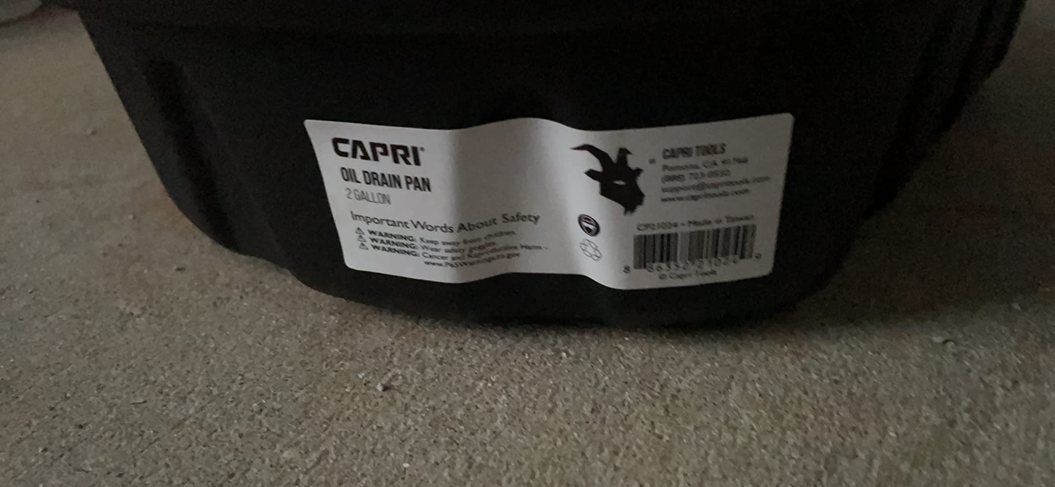 Capri Tools CP21024 Portable Oil Drain Pan, 2 gallon, Black customer photo 2