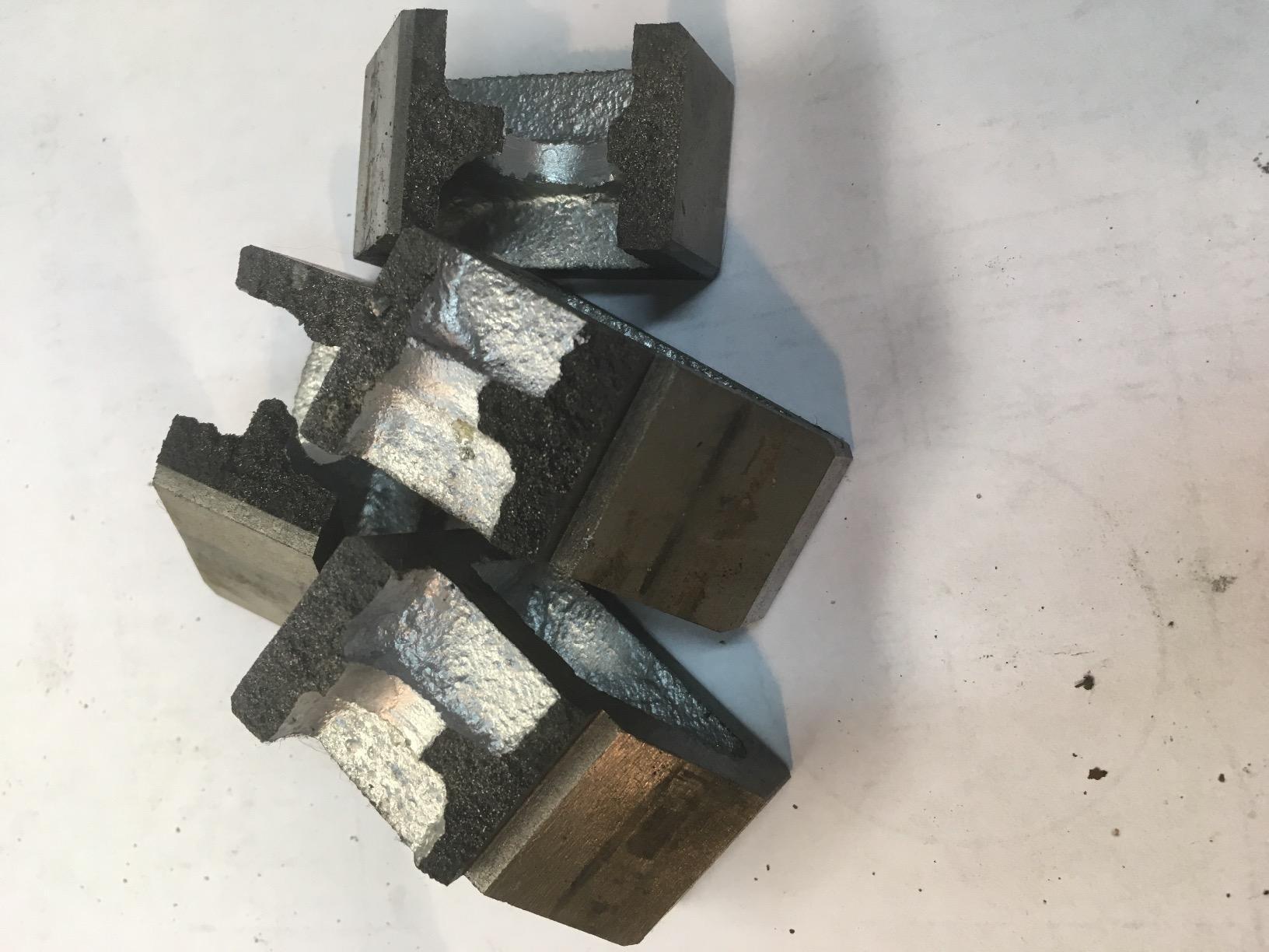 HHIP 12 X 6 X 8 INCH CAST Iron V-Block Set (3402-1012) customer photo 2