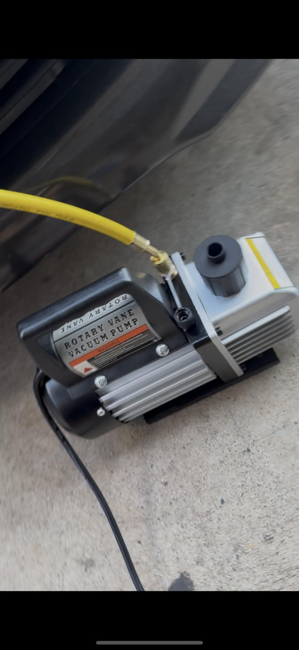 XtremepowerUS 3CFM 1/4HP Vacuum Pump HVAC R134a, R12, R22, R410a, A/C Refrigeration R134 Can Tap Adapter, R134 Quick Connector AC Manifold Gauge Air Conditioner Oil Bottle w/Bag customer photo 2