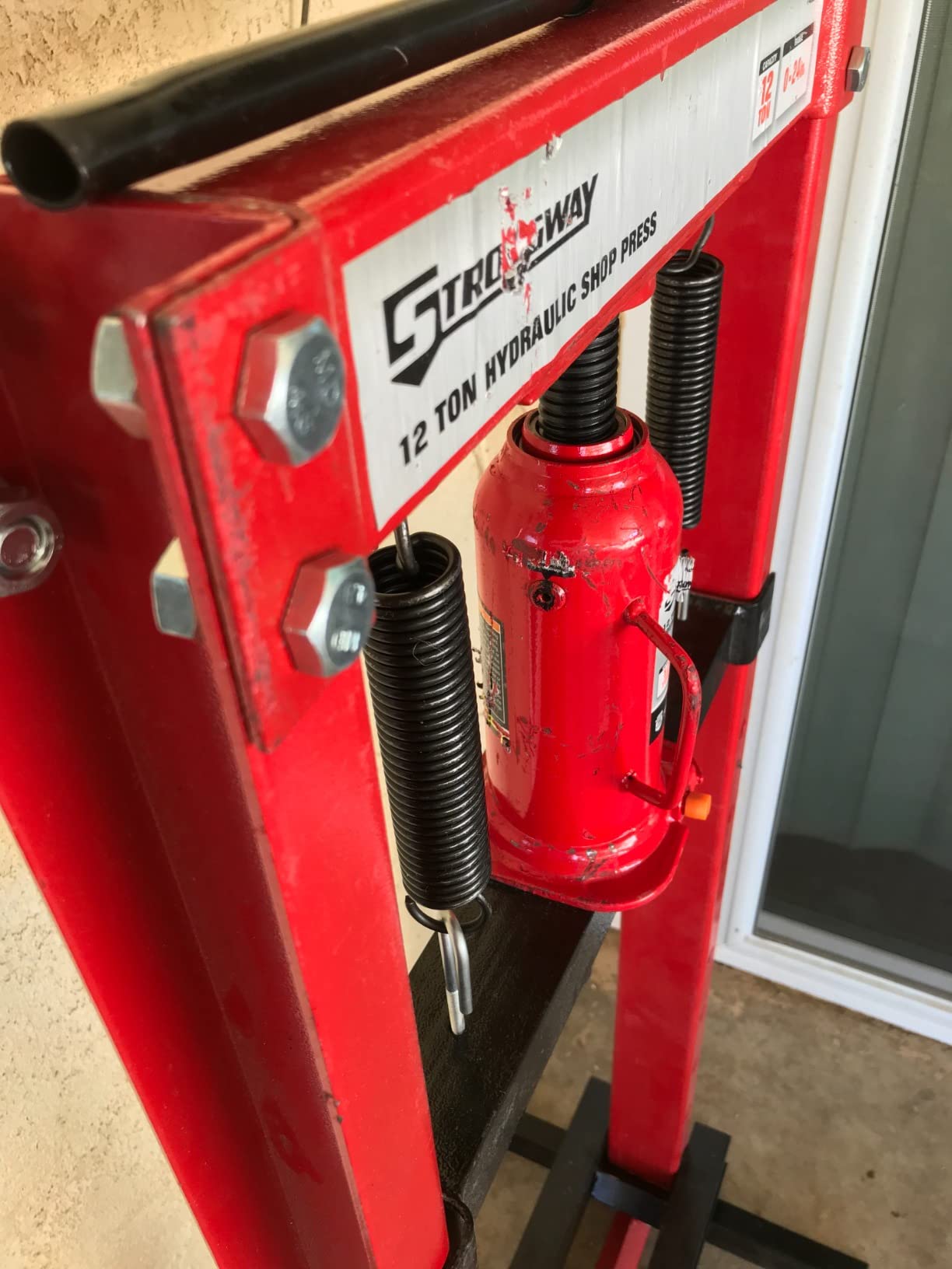 Strongway 12-Ton Hydraulic H-Frame Shop Press customer photo 1