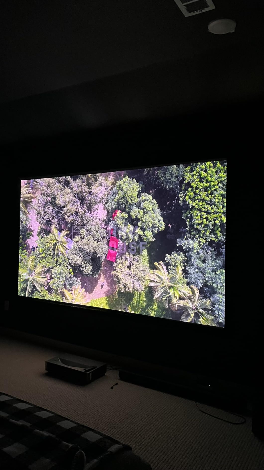 Elite Screens Sable Frame B2 120