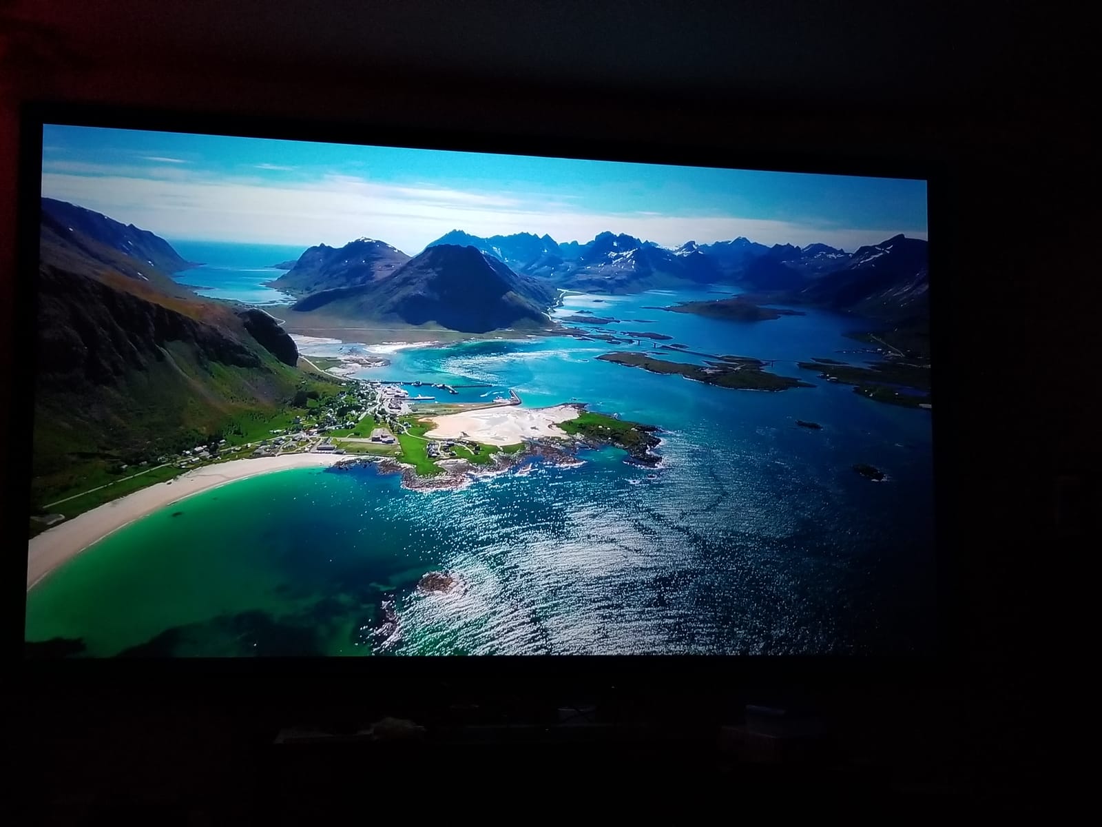Elite Screens CineGrey 3D 120