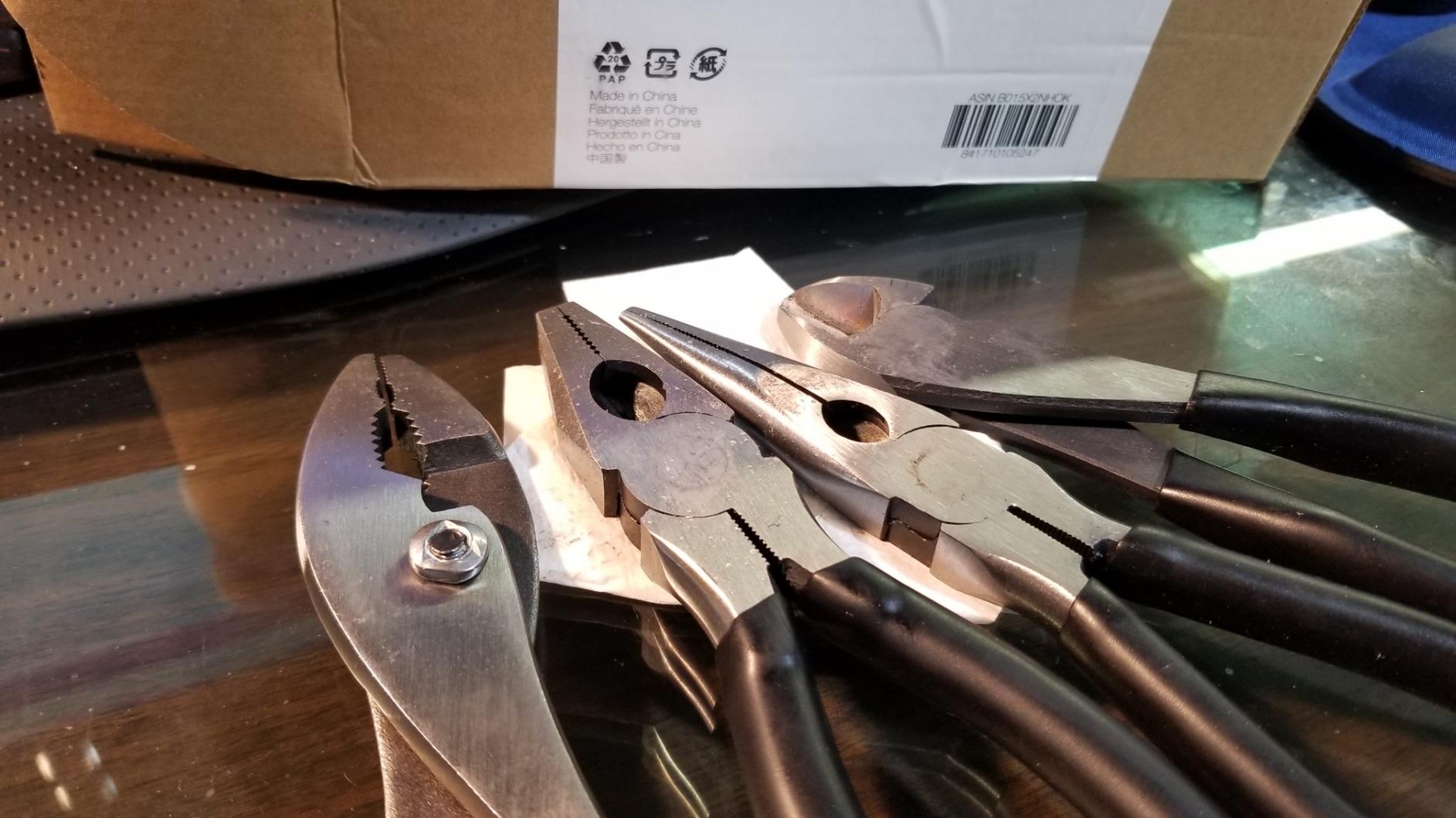 Amazon Basics Pliers Set, Hand Tools for Precision, Cutting Wire Cutter with Needle Nose and Diagonal, Quality Tool Set for Home Maintenance, Set of 4, Black and Silver customer photo 2
