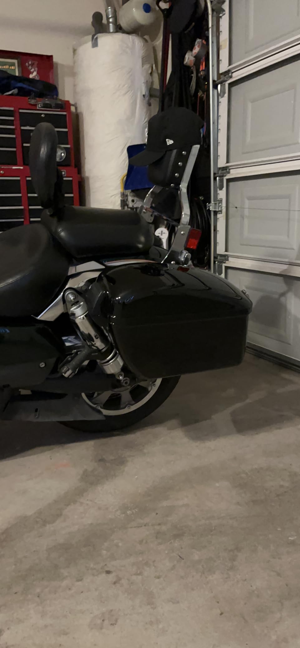Vivid 60L Hard Saddle Bag Trunk W/brackets Compatible with Harley Honda customer photo 1