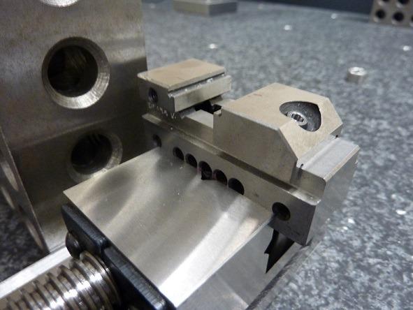 Accusize Industrial Tools Mini Precision Toolmaker Insert Vises, Ga41-0050 customer photo 1