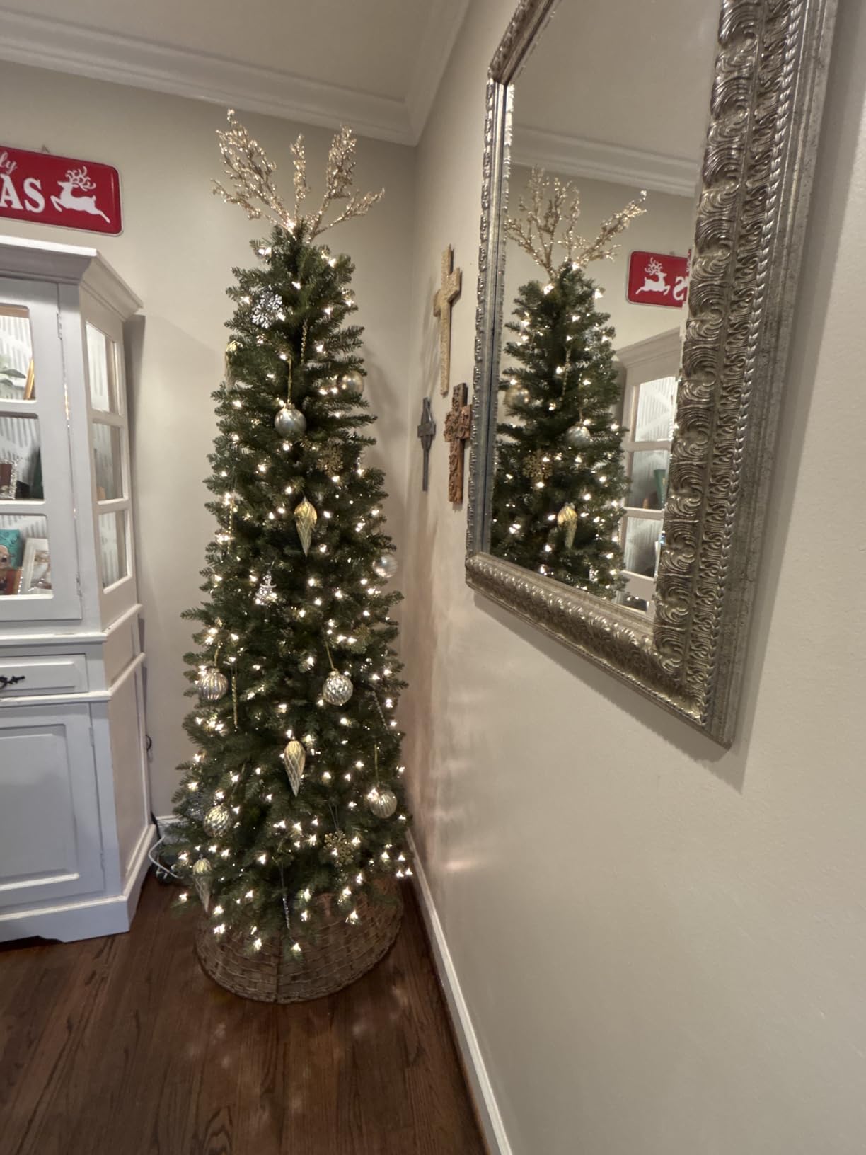 Puleo International 7.5ft Pre-Lit Fraser Fir Pencil Christmas Tree customer photo 2