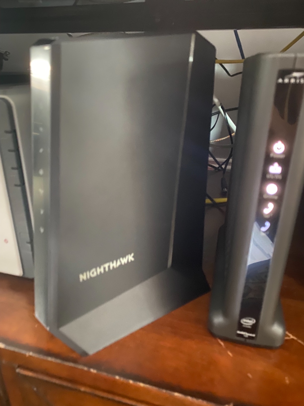 NETGEAR Nighthawk Multi-Gig Cable Modem for Xfinity Voice (CM2050V) - DOCSIS 3.1, 2 Phone Lines, Cable Plans up to 2.5Gbps customer photo 1