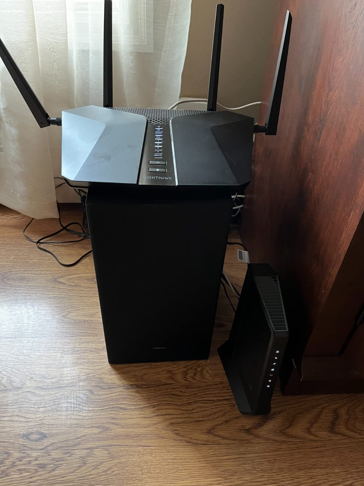 NETGEAR Nighthawk Multi-Gig Cable Modem for Xfinity Voice (CM2050V) - DOCSIS 3.1, 2 Phone Lines, Cable Plans up to 2.5Gbps customer photo 2