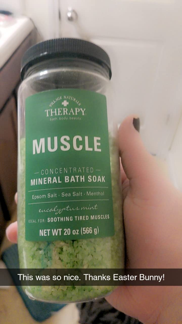 Village Naturals Therapy, Muscle Concentrated Mineral Bath Soak, Eucalyptus Mint Scent, 20 oz, Pack of 4 customer photo 2
