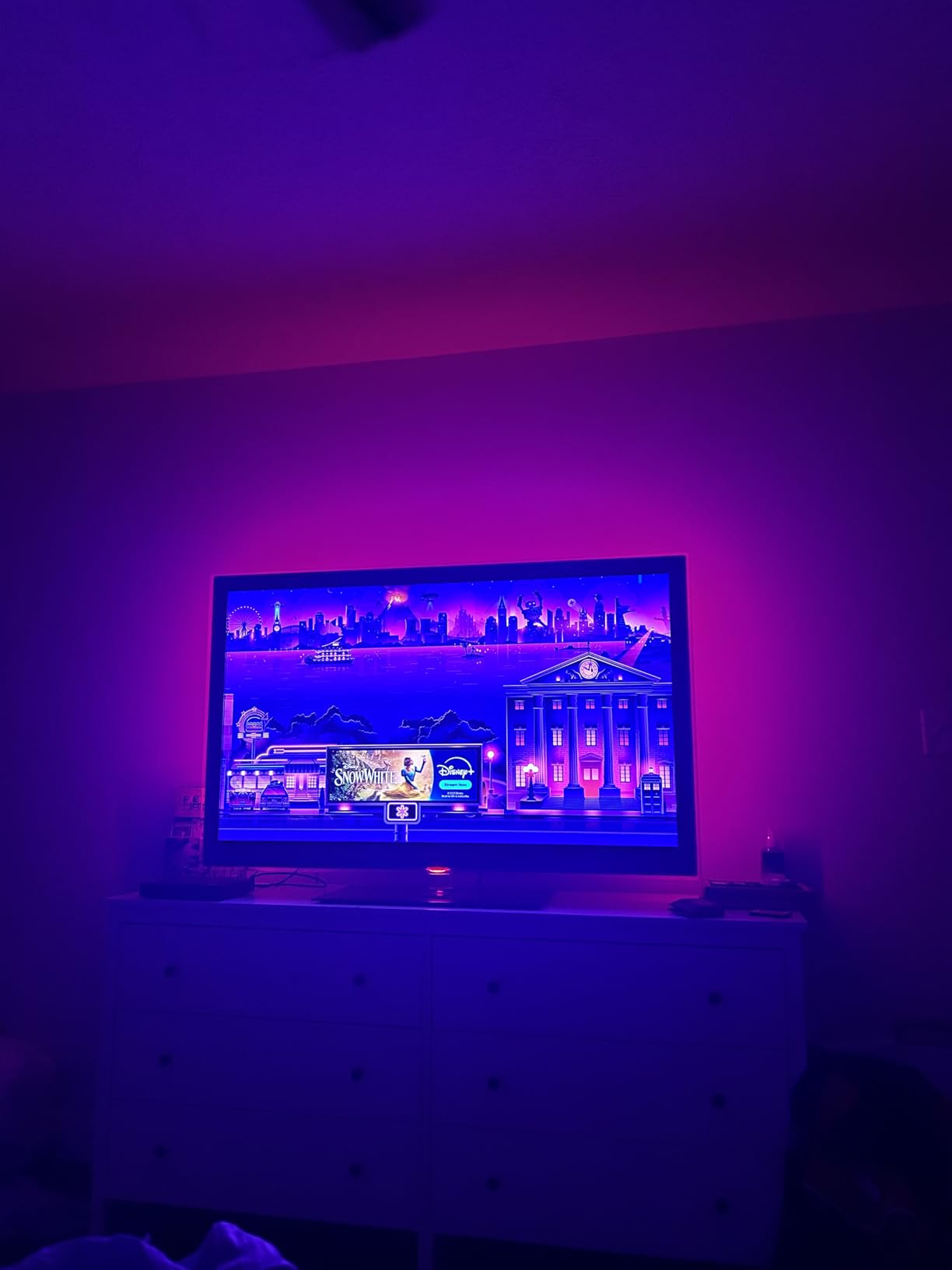 PANGTON VILLA TV LED Backlight for 40-60 Inch TV, 8.2ft LED Lights | APP & Remote Control, 16 Color Led Strip Lights Changing TV Lights Behind with Music Sync for Bedroom/Living Room Party customer photo 2
