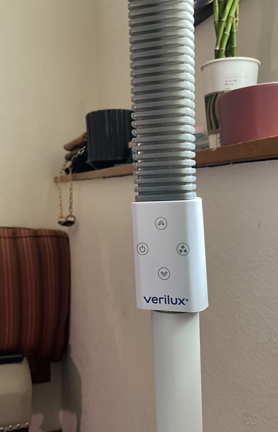 Verilux SmartLight Full Spectrum LED Modern Floor Lamp with Adjustable Brightness, Flexible Gooseneck and Easy Controls - Reduces Eye Strain and Fatigue - Ideal for Reading, Artists, Craft (White) customer photo 2