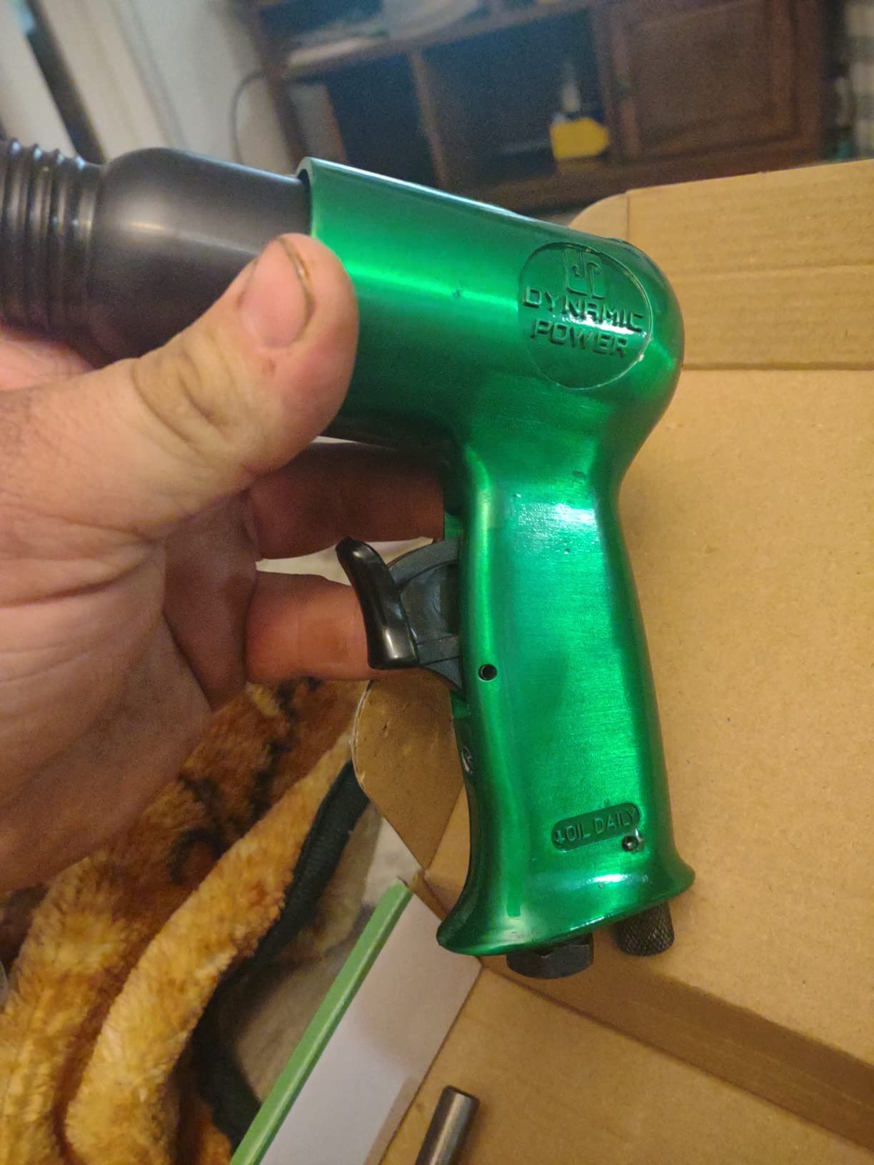 DYNAMIC POWER Short Barrel Air Hammer Kit with 4-Chisels, Alloyed steel barrel and heat-treated piston, 4500 bpm D319115-SA customer photo 1