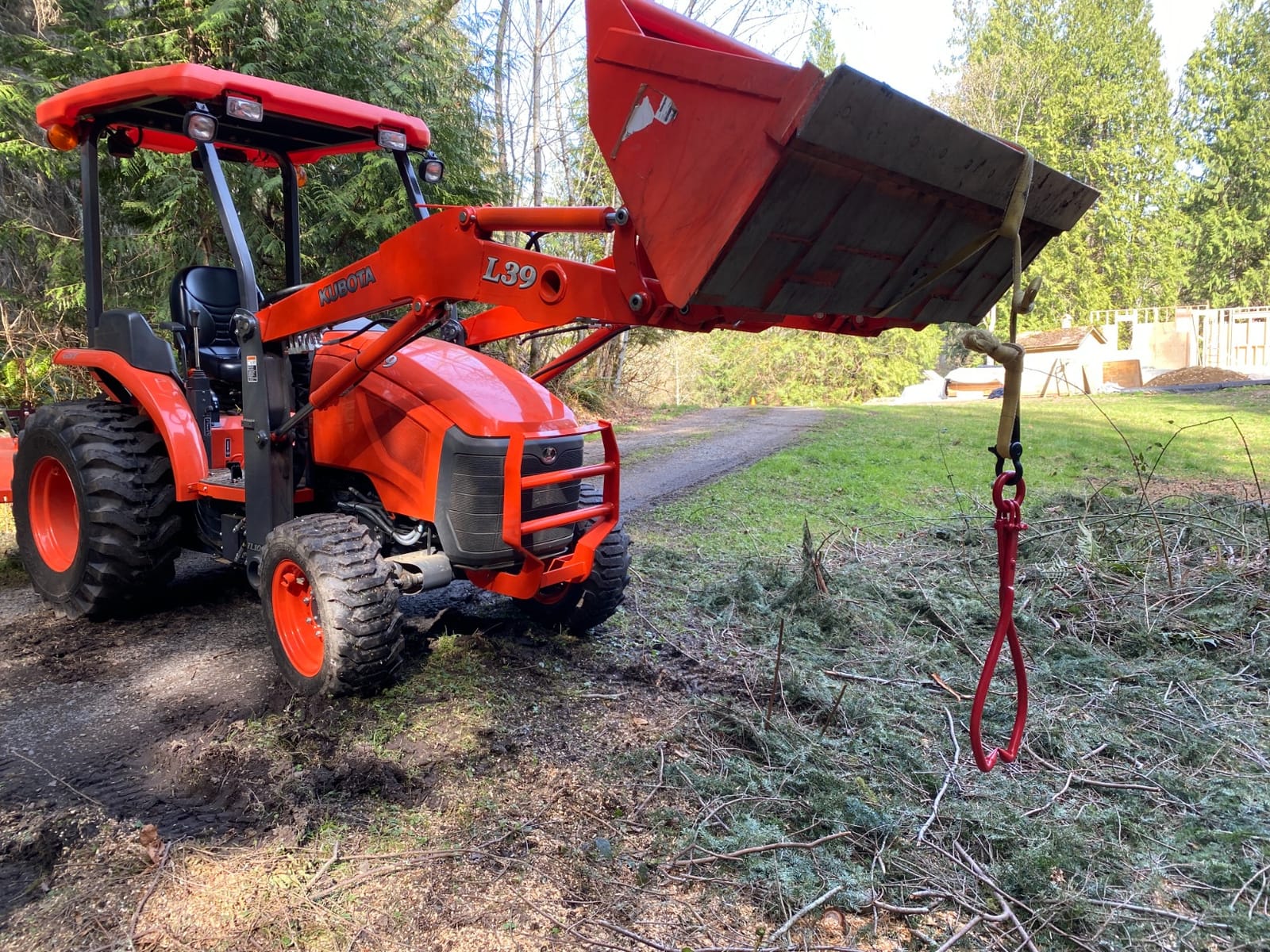 Skidding Tongs – 25-inch Log Grabber with Ring for Connecting with Chain – Logging Tools for Forestry, Timber, and Firewood by Earth Worth (Red) customer photo 1