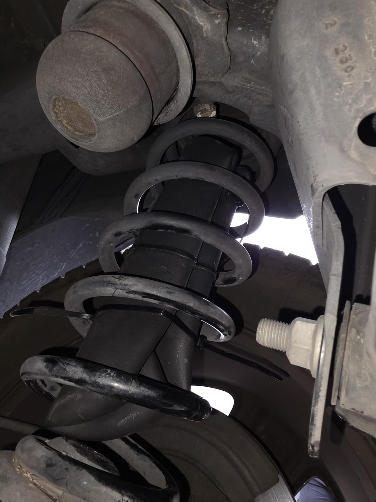 Air Lift 1000 HD Air Spring Kit for 2009-2025 Ram 1500-60818HD customer photo 1