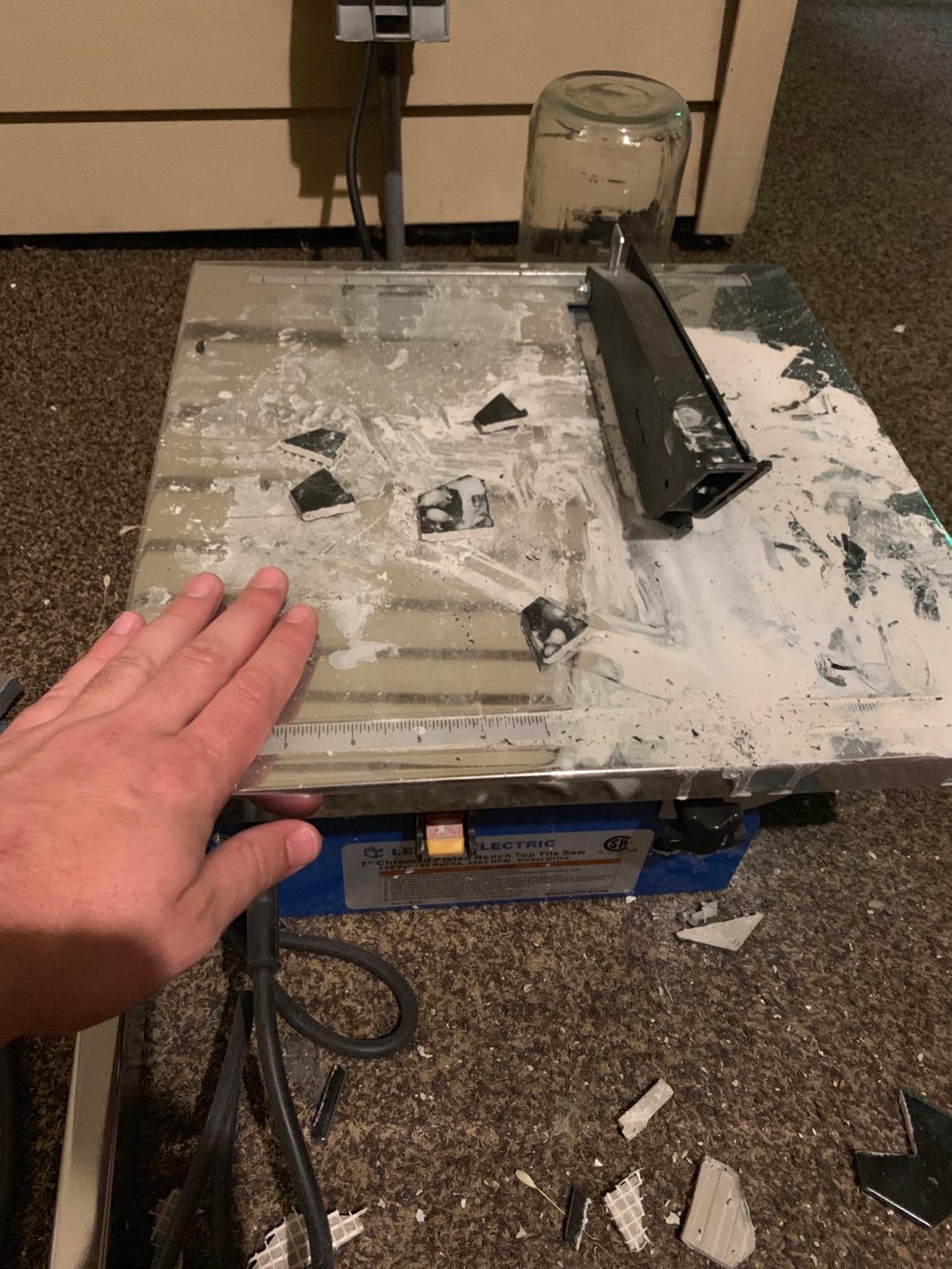 Leegol Electric 7in. Wet Tile Saw (wet tile saw 1) customer photo 2