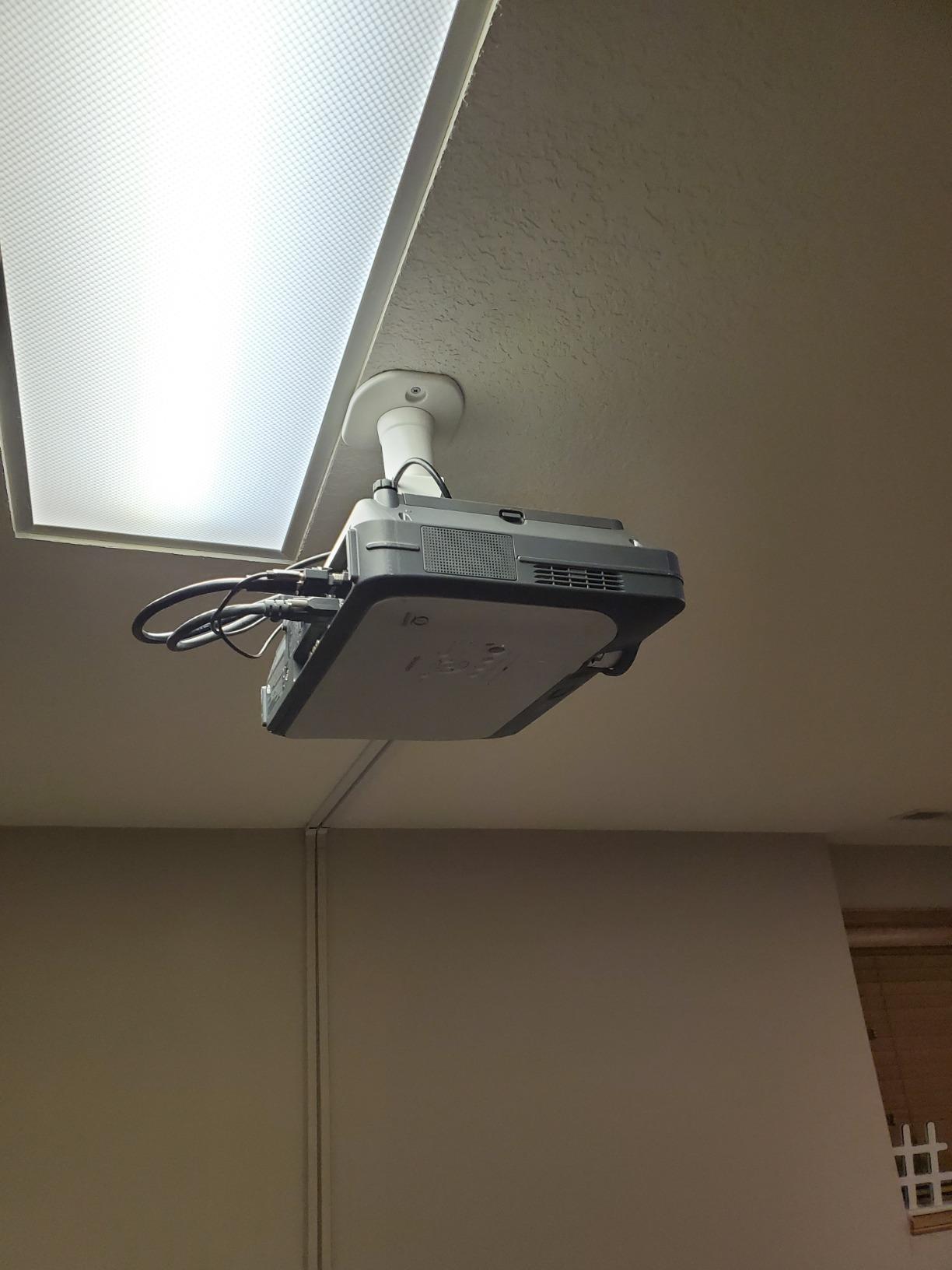 Full Motion Universal Ceiling Projector Mount Bracket with Adjustable Height and Extendable Arms Rotating Swivel Mount for Home and Office Projector (Black) customer photo 1