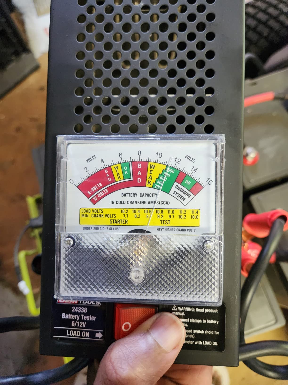 OEMTOOLS 24338 Battery Load Tester, Battery Tester 12V Automotive, Easy-to-Read Car Battery Tester, Heavy Duty Clamps, Shock Resistant Meter, Housed in Sturdy Steel Case customer photo 2