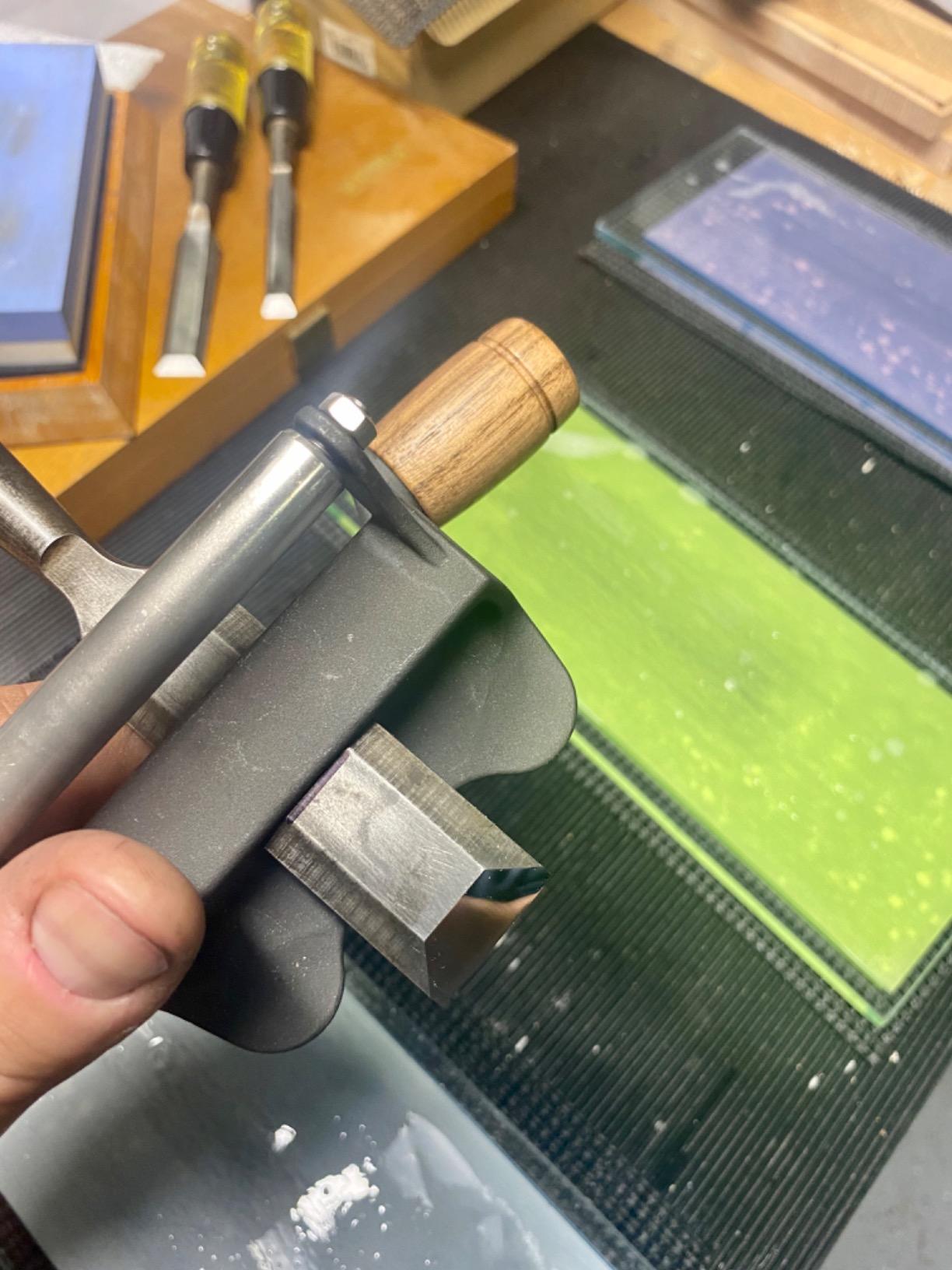 KAKURI Honing Guide Sharpening Jig for Chisels and Planes Blades, Japanese Sharpening Guide for Woodworking Tools, Made in JAPAN customer photo 1