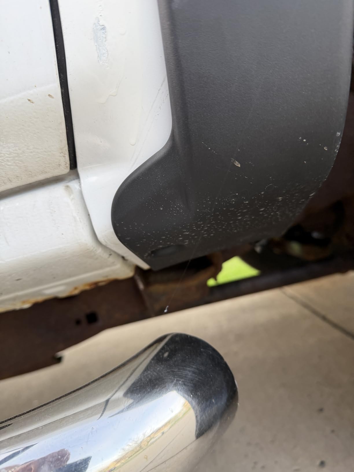 Tyger Auto Fender Flare Compatible with 2014-2018 Chevy Silverado 1500; 2015-2019 2500 3500HD 6.5' & 8' Bed, Fine-Textured Black Paintable Factory Style 6pc | TG-FF6C4368 customer photo 1