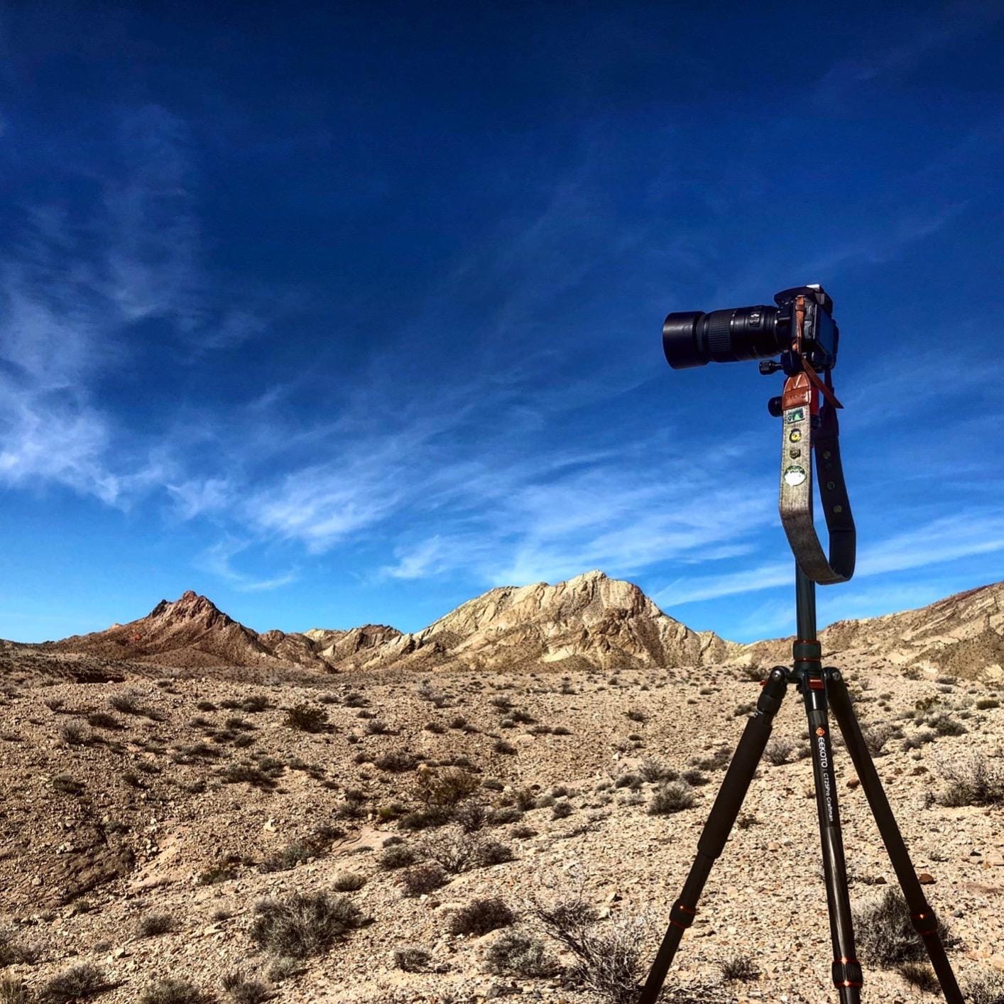 GEEKOTO Carbon Fiber Camera Tripod with 1/4