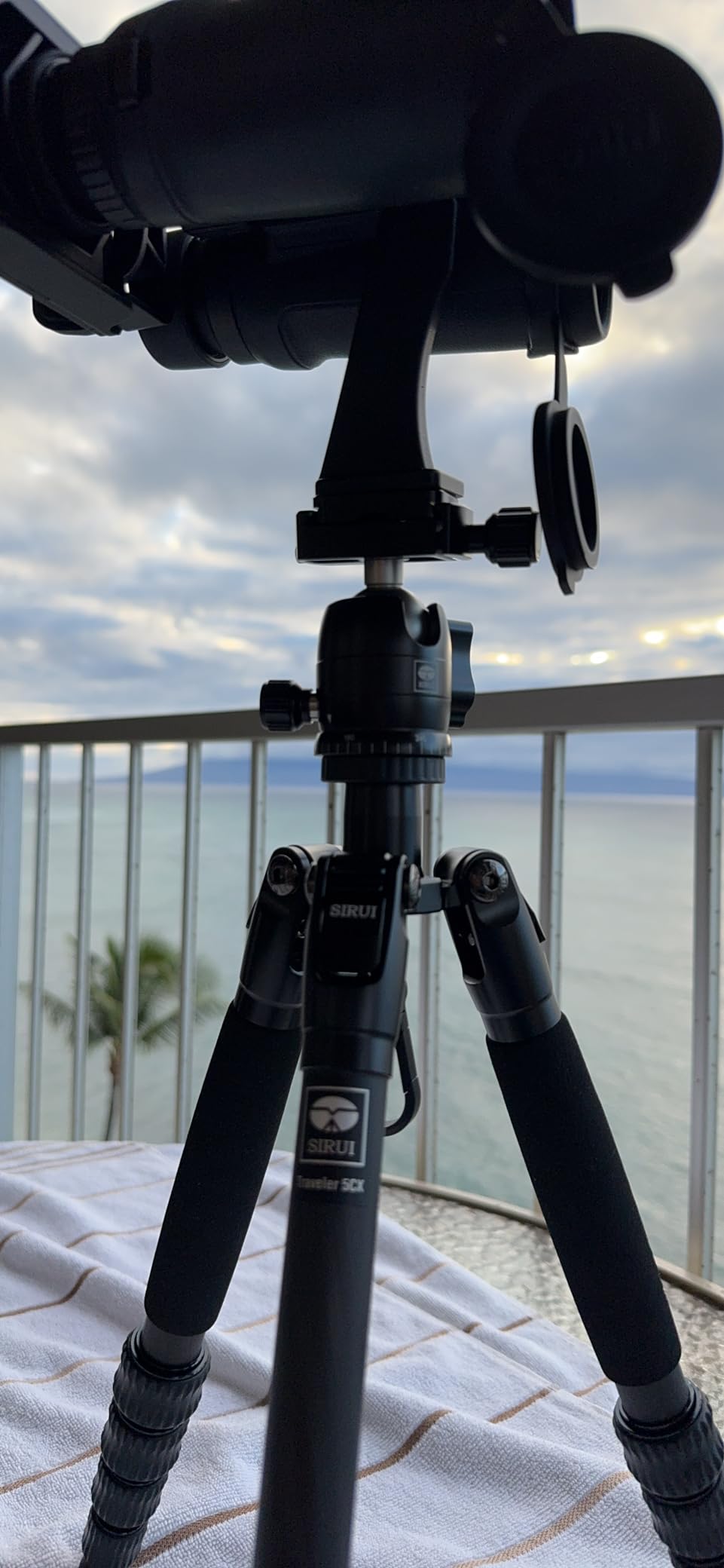 SIRUI Lightweight Carbon Fiber Travel Tripod, 52