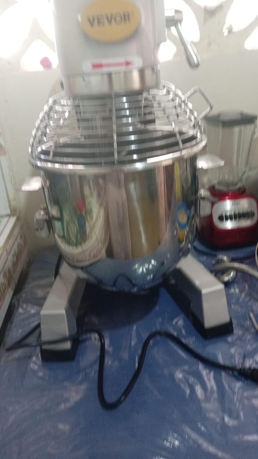 Happybuy 20Qt Commercial Food Mixer with Timing Function， Commercial Mixer 1100W Stainless Steel Bowl Heavy Duty Electric Food Mixer Commercial with 3 Speeds Adjustable, Perfect for Bakery Pizzeria customer photo 1