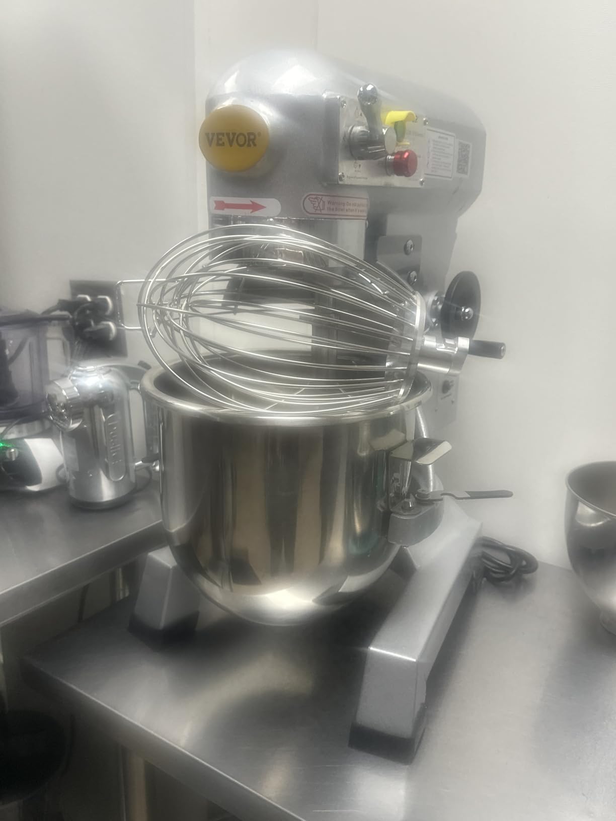 Happybuy 20Qt Commercial Food Mixer with Timing Function， Commercial Mixer 1100W Stainless Steel Bowl Heavy Duty Electric Food Mixer Commercial with 3 Speeds Adjustable, Perfect for Bakery Pizzeria customer photo 2
