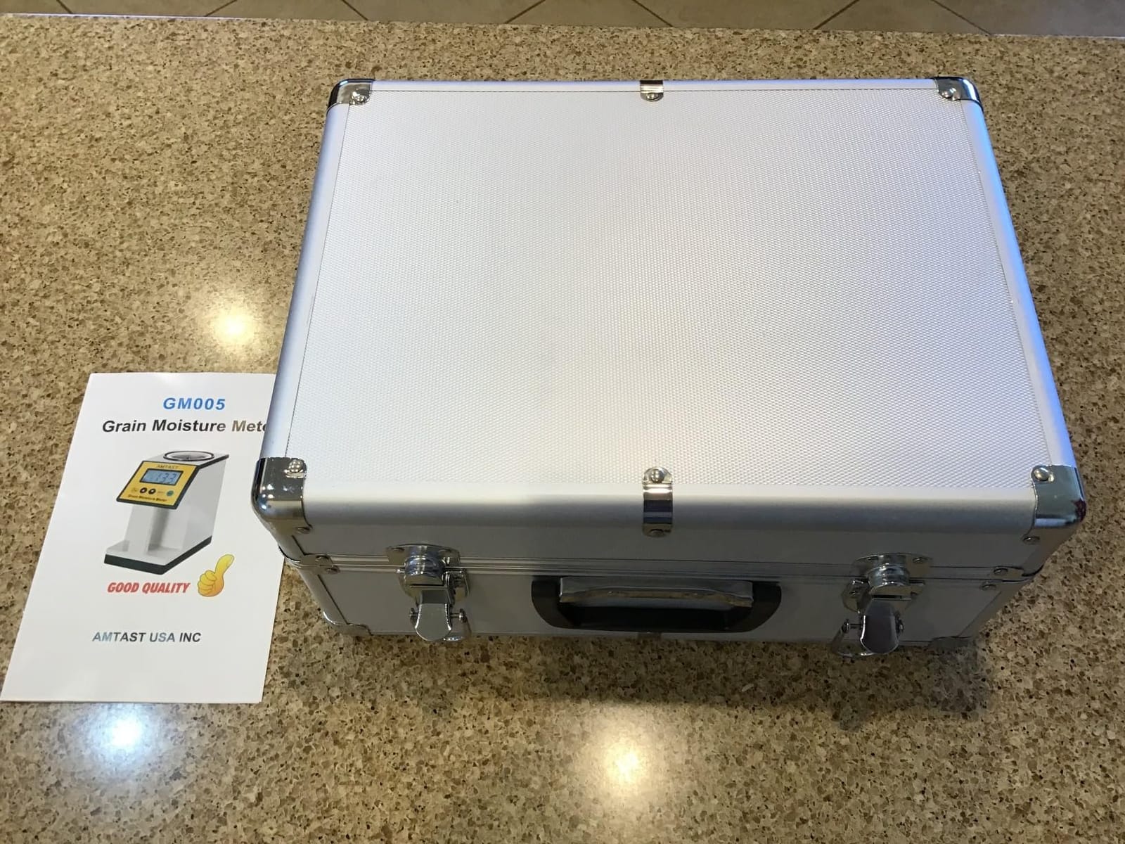 Dual-Display Grain Moisture Meter Seed Humidity Tester for 25 Types Crops customer photo 2
