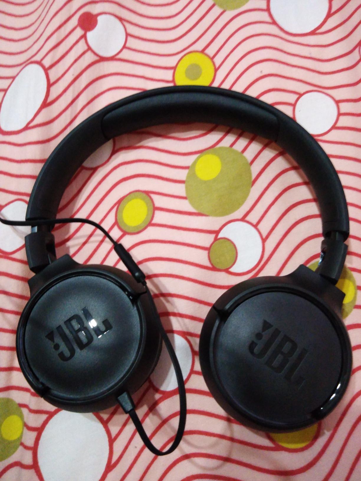 JBL Tune 500 Wired On-Ear Headphones - Black, JBL Pure Bass Sound, 1-Button Remote/Mic, Lightweight Foldable Design, Tangle-Free Flat Cable customer photo 1