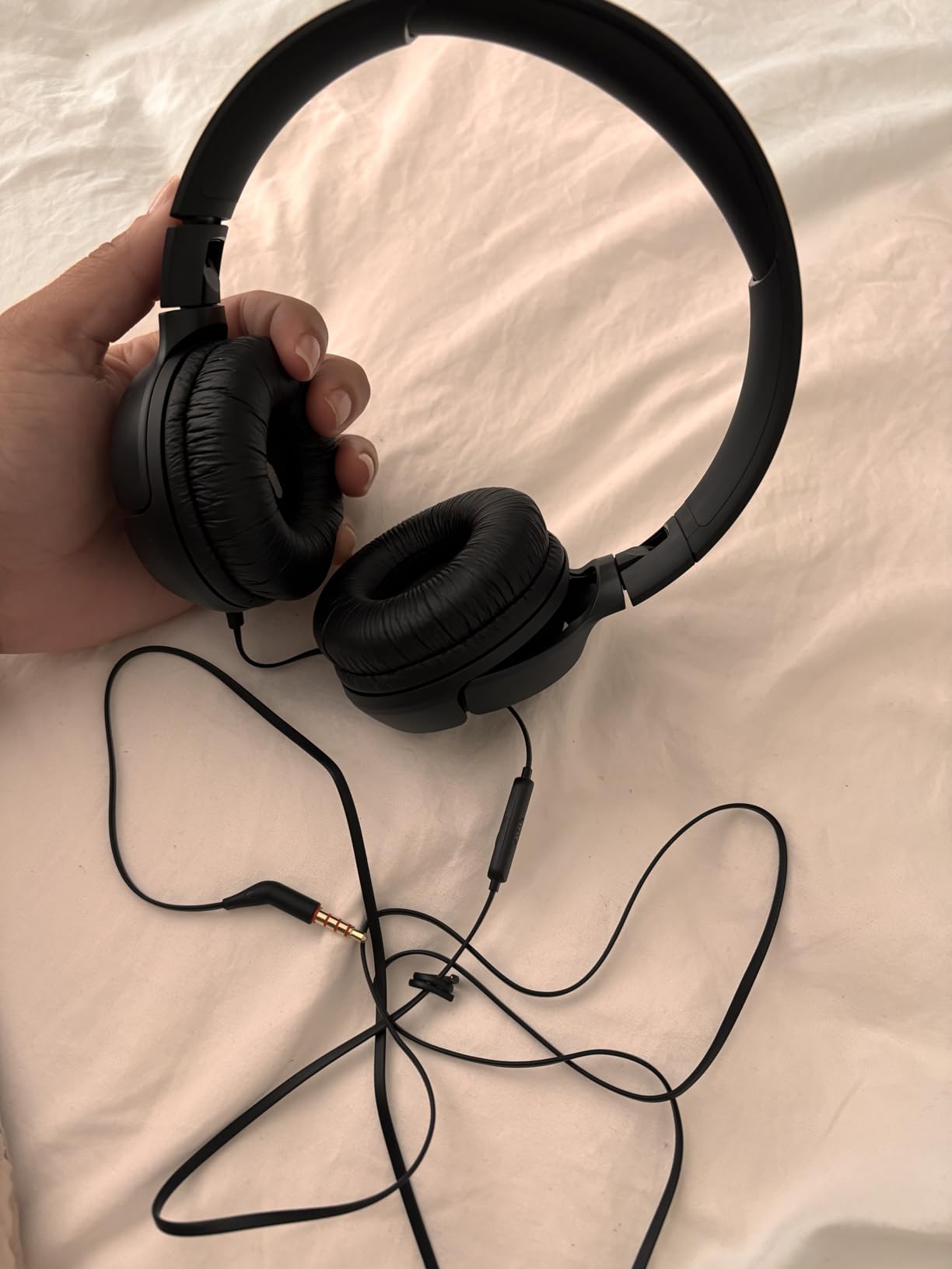 JBL Tune 500 Wired On-Ear Headphones - Black, JBL Pure Bass Sound, 1-Button Remote/Mic, Lightweight Foldable Design, Tangle-Free Flat Cable customer photo 2