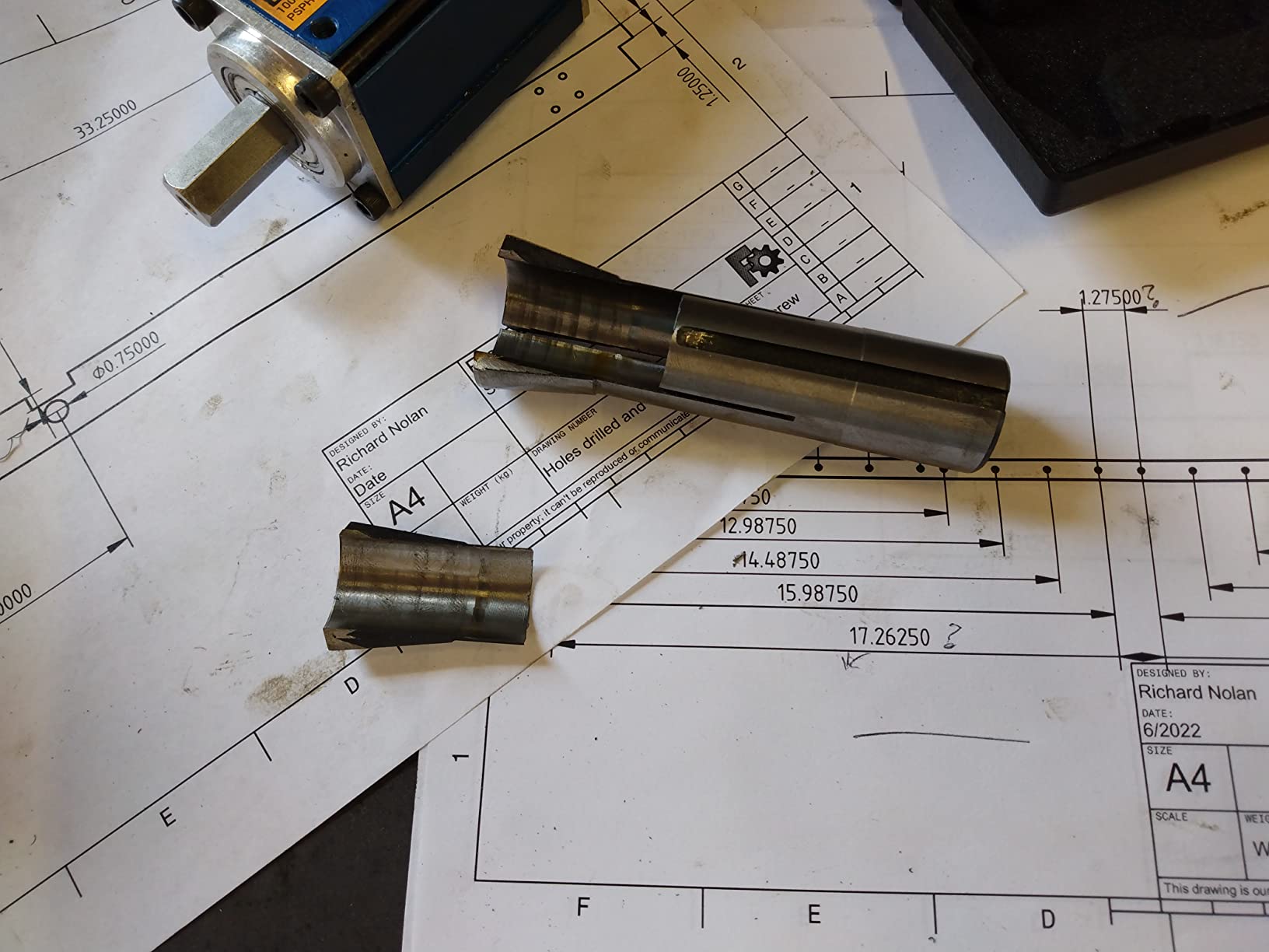 13Pc R8 Precision Round Collet Set 1/8-7/8 x 1/16Ths customer photo 1