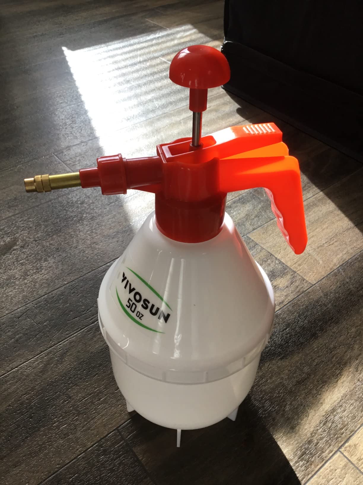 VIVOSUN 27oz Pump Sprayer, Handheld Garden Water Sprayer Bottle customer photo 1