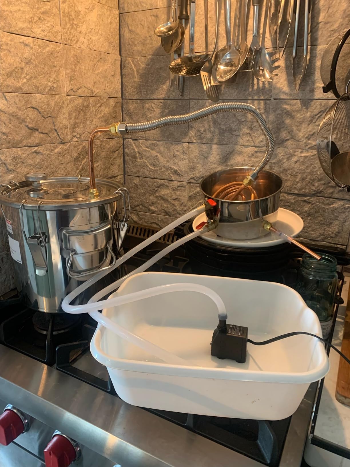 VEVOR Alcohol Still, 3 Gallon, Stainless Steel Alcohol Distiller with Copper Tube & Build-in Thermometer & Water Pump, Double Thumper Keg Home Brewing Kit, for DIY Whiskey Wine Brandy customer photo 2