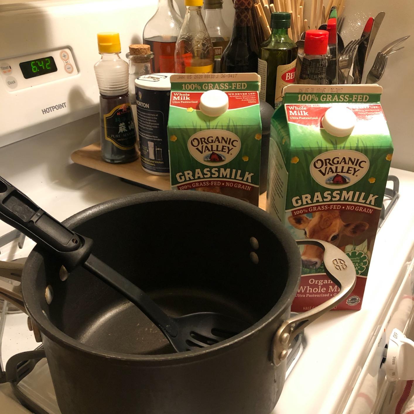 The Big Cheese Ultimate Cheese Making Kit - Makes 10 Cheeses (Mozzarella, Mascarpone, Feta, Ricotta + 6 More) - 40 Batches with Rennet & Recipe Book customer photo 2