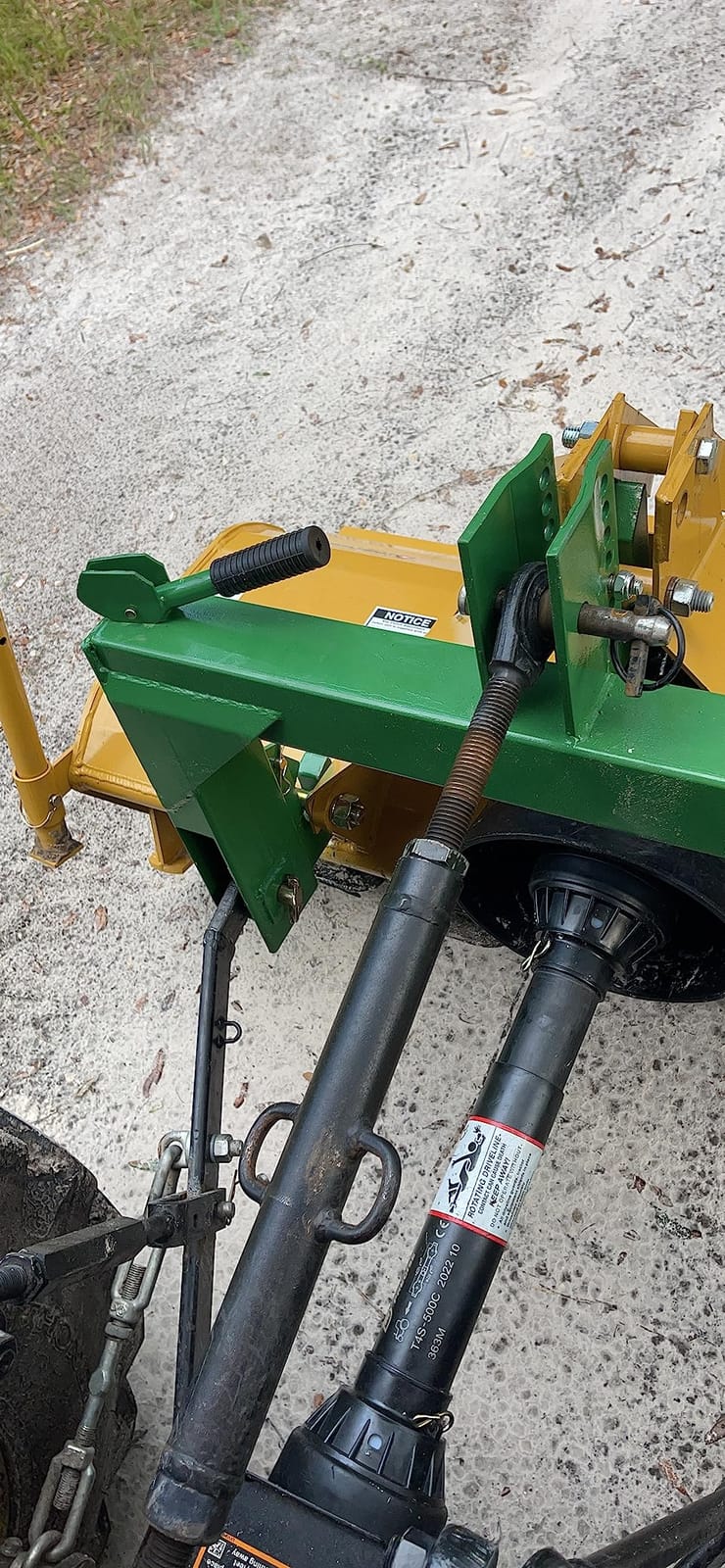 Titan Attachments Green 3 Point Quick Hitch Adaptor to Category 1 Tractors, 3000 LB Lifting Capacity, 27.5