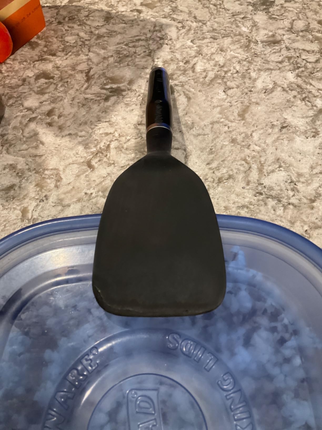 KitchenAid Classic Solid Turner, Black, 13.5x 3.3 Inch customer photo 2