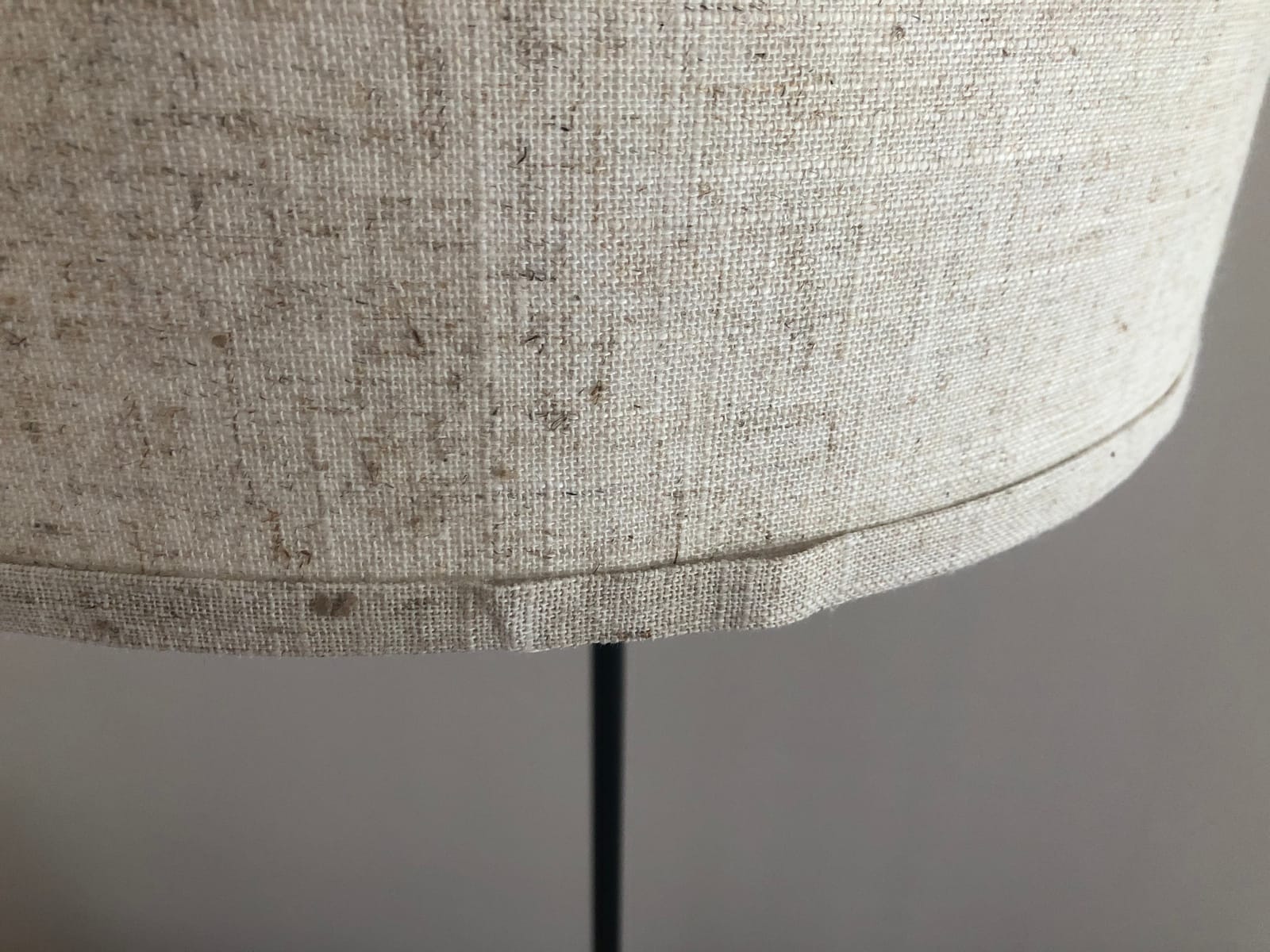 DLLT Living Room LED Floor Lamp- Standing Accent Light with USB Charging Port, Energy Saving, Tall Pole Lighting with Beside Table, Mid Century Contemporary Rooms Lamps, E26 Warm Lights, Fabric Shade customer photo 2