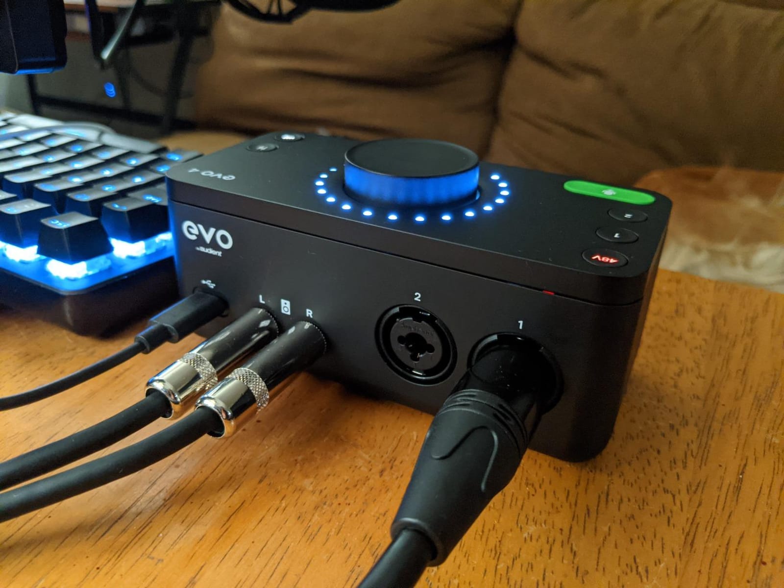 Audient EVO 4 USB Audio Interface customer photo 1