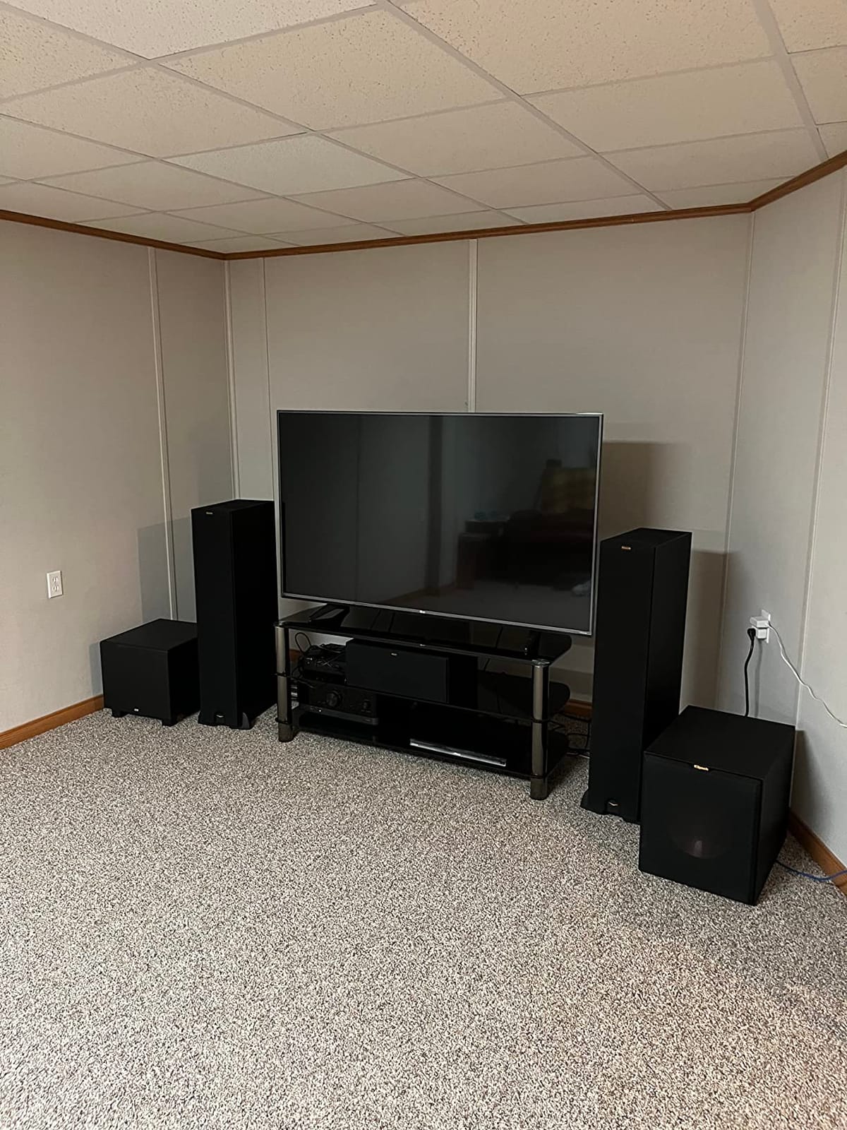 Klipsch Reference R-26FA 5.1 Home Theater Pack, Brushed Black Polymer Veneer customer photo 1
