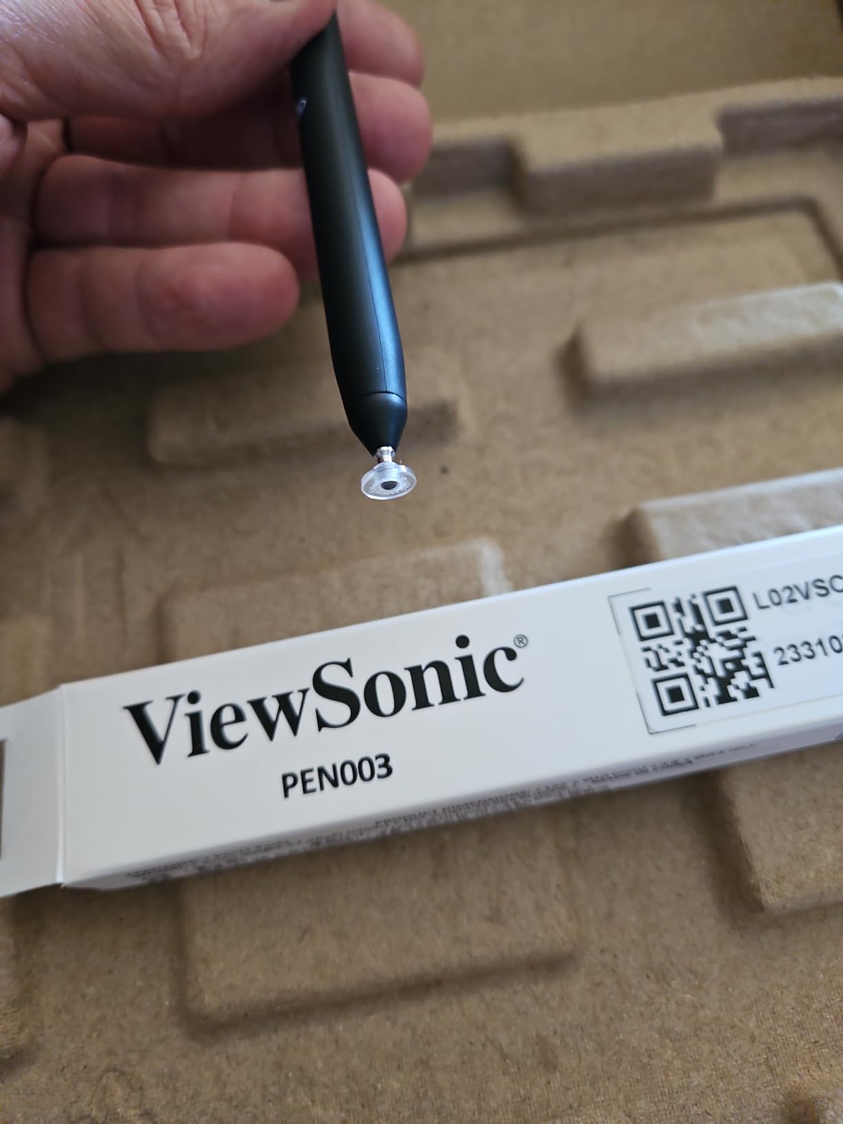 ViewSonic TD1655 15.6 Inch 1080p Touchscreen Portable Monitor, IPS Display for Interactive Workflows and Second Screen Productivity, Built-in Stand, 60W USB-C, mini HDMI, and Smart Cover customer photo 2