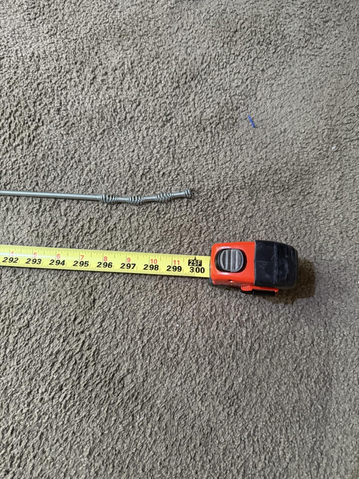 Drain Auger, Clog Remover with Drill Adapter, 25 Feet Flexible Plumbing Snake Use Manually or Powered for Kitchen, Bathroom and Shower Sink, Comes with Gloves (orange) customer photo 1