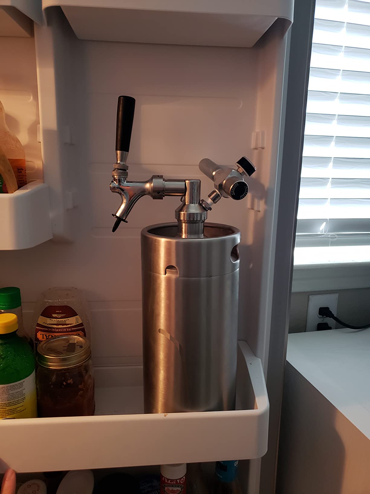 TMCRAFT 128oz Mini Keg Growler, Pressurized Stainless Steel Home Keg System customer photo 2
