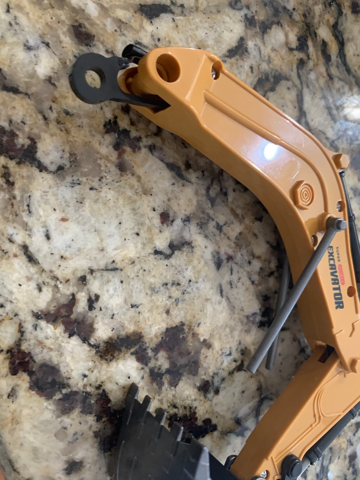 Remote Control Excavator, Beach Excavator Sand Toy Gift for Boys Age 3-7 customer photo 1