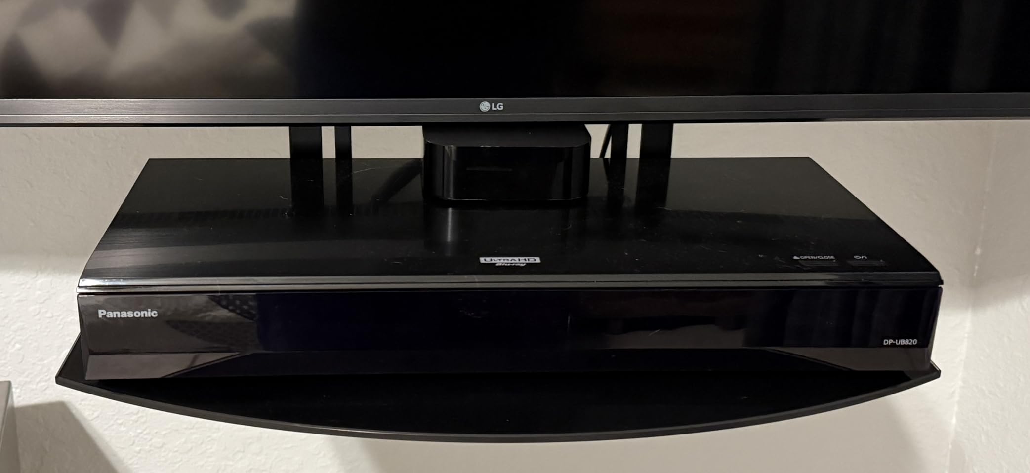 VIVO Under or Above TV VESA Wall Mount Shelving Bracket with Tilt, Glass Storage Shelf for DVD Player, Cable Box, Stereo, and AV Component, Black, MOUNT-SF04R customer photo 1