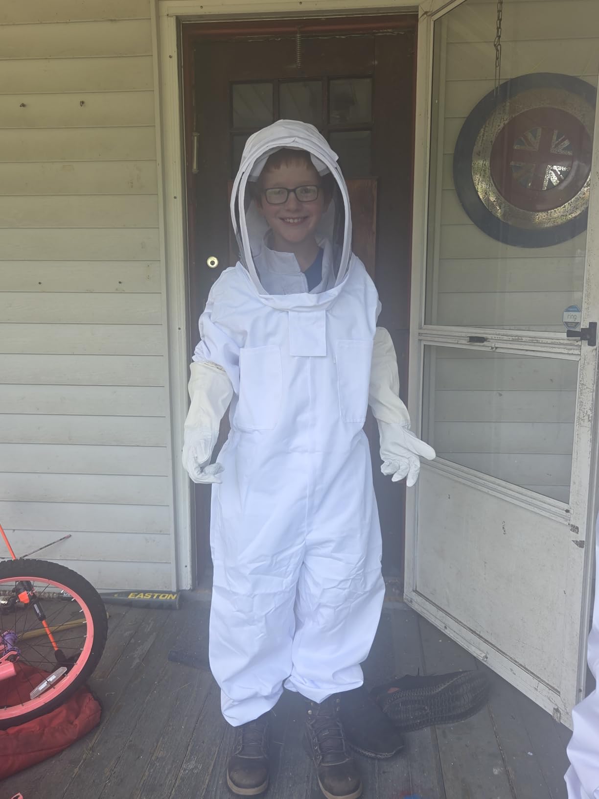 LONGADS Bee Suit for Men, Full Body Beekeeper Suit with Gloves and Veil XXL customer photo 1